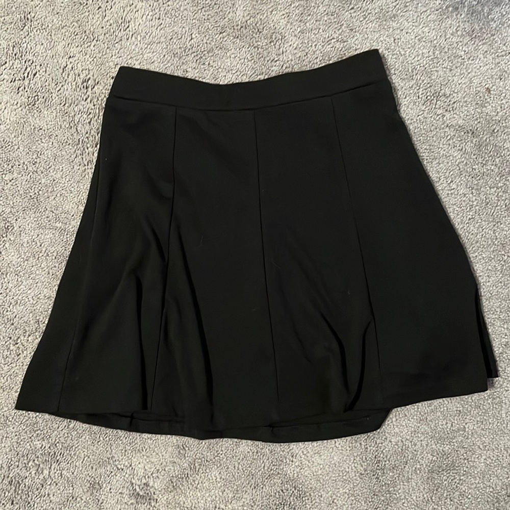 H&M black skirt size 8